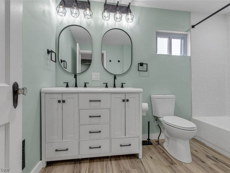 1904 E 34th Street, Lorain, OH 44055 Photo 14