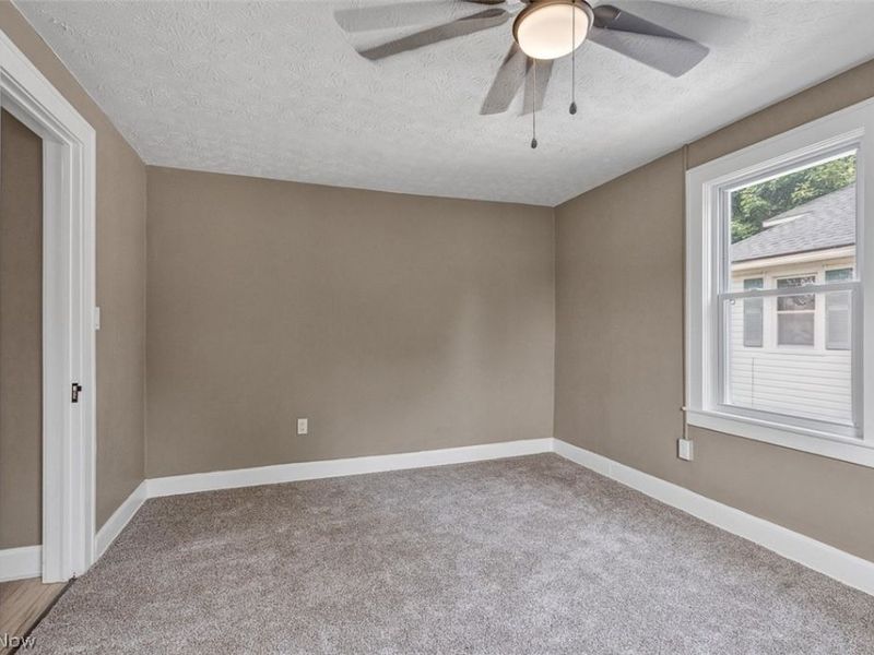 1904 E 34th Street, Lorain, OH 44055 Photo 16