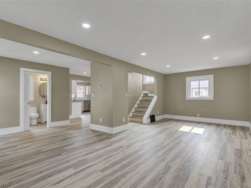 1904 E 34th Street, Lorain, OH 44055 Photo 5