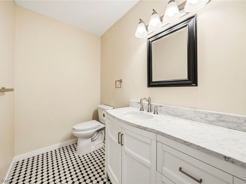 17911 Snyder Road, Chagrin Falls, OH 44023 Photo 16