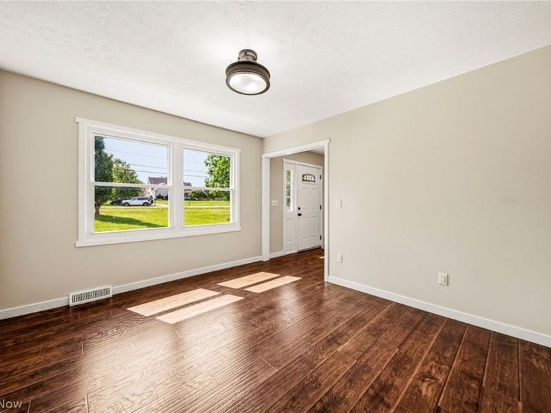17911 Snyder Road, Chagrin Falls, OH 44023 Photo 9