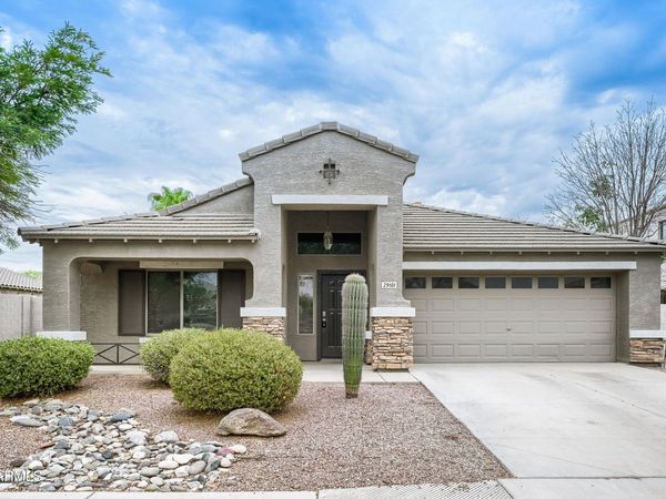 29101 N MOUNTAIN VIEW Road, San Tan Valley, AZ 85143