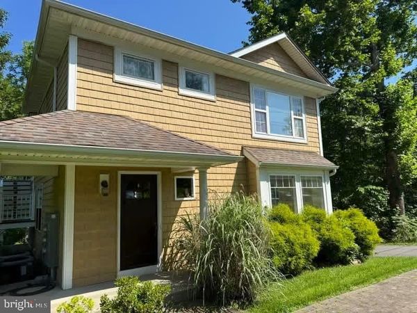 15820 MCMULLEN HIGHWAY SW , CRESAPTOWN, MD 21502