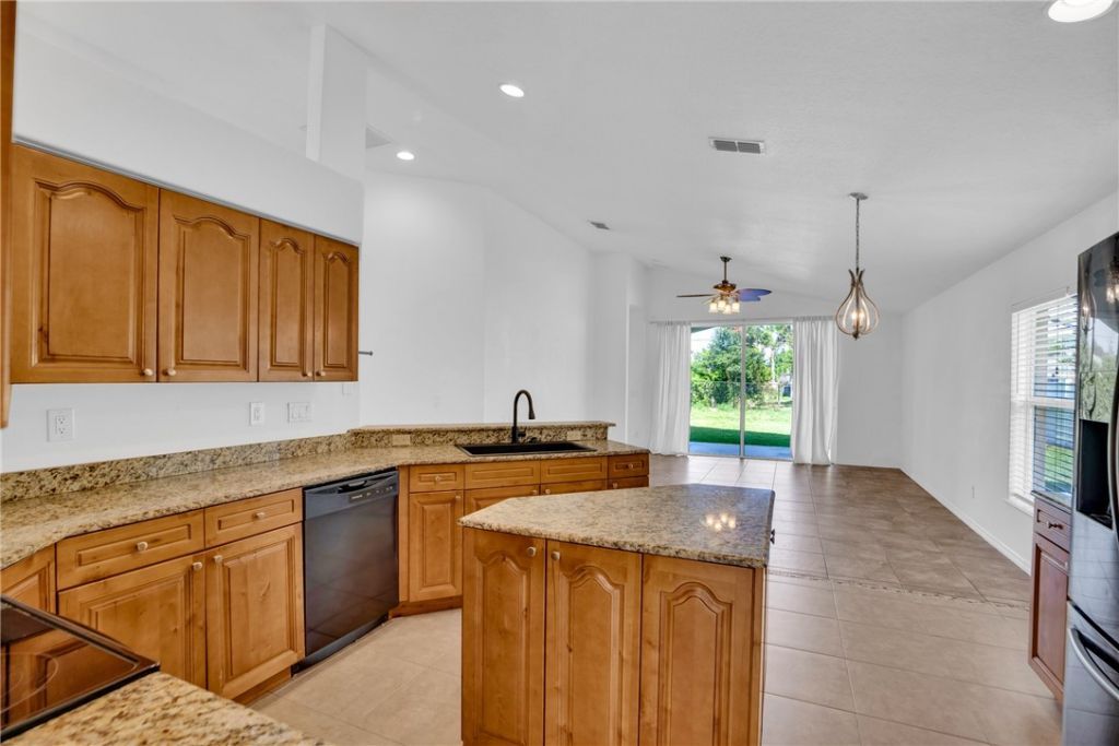 1635 16th Court Sw, Vero Beach, FL 32962 Photo