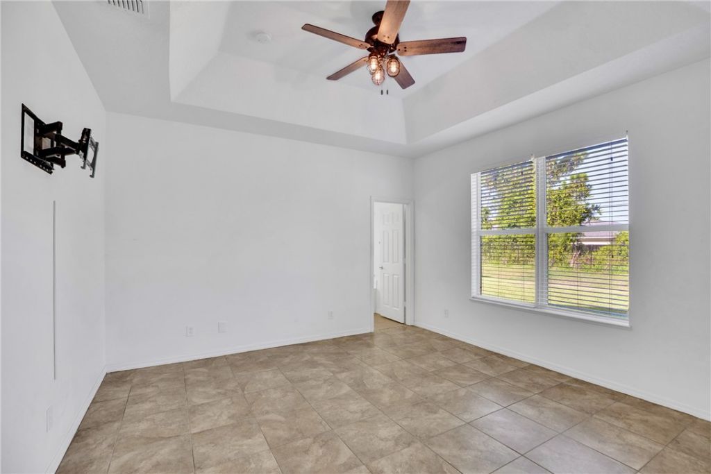 1635 16th Court Sw, Vero Beach, FL 32962 Photo