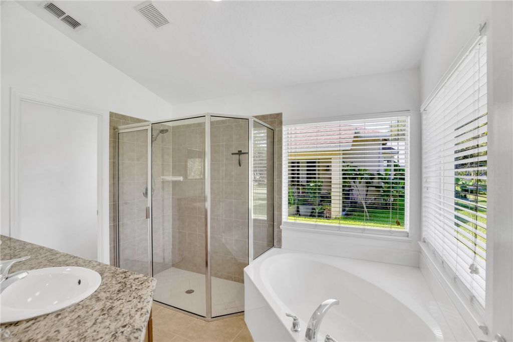 1635 16th Court Sw, Vero Beach, FL 32962 Photo