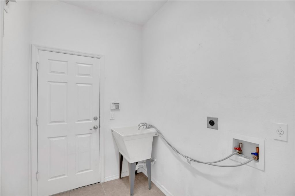 1635 16th Court Sw, Vero Beach, FL 32962 Photo