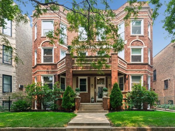 Unit 1E, Chicago, IL 60613