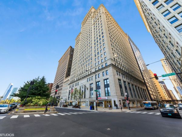 310 S Michigan Avenue, Unit 202, Chicago, IL 60604