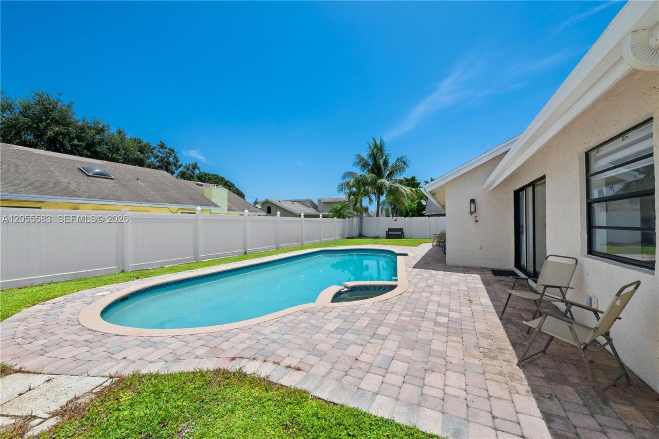 8311 NW 51st Ct , Lauderhill, FL 33351 Photo