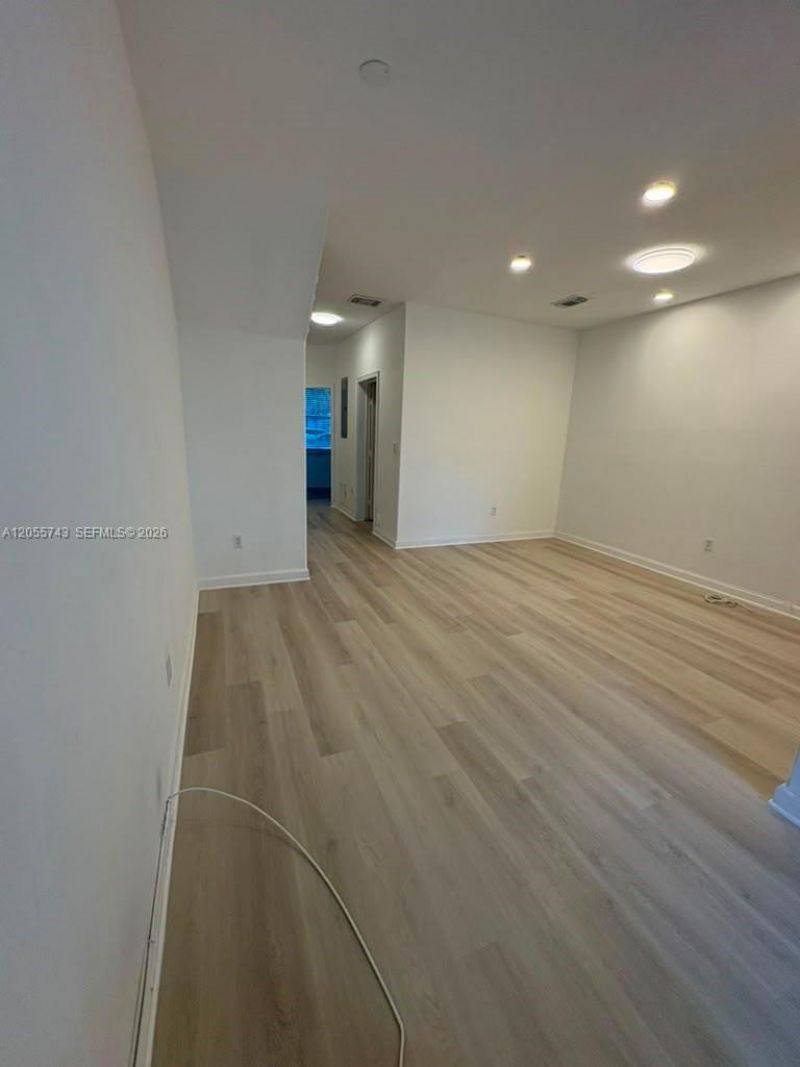 5420 NW 107th Ave , Unit 301, Doral, FL 33178 Photo