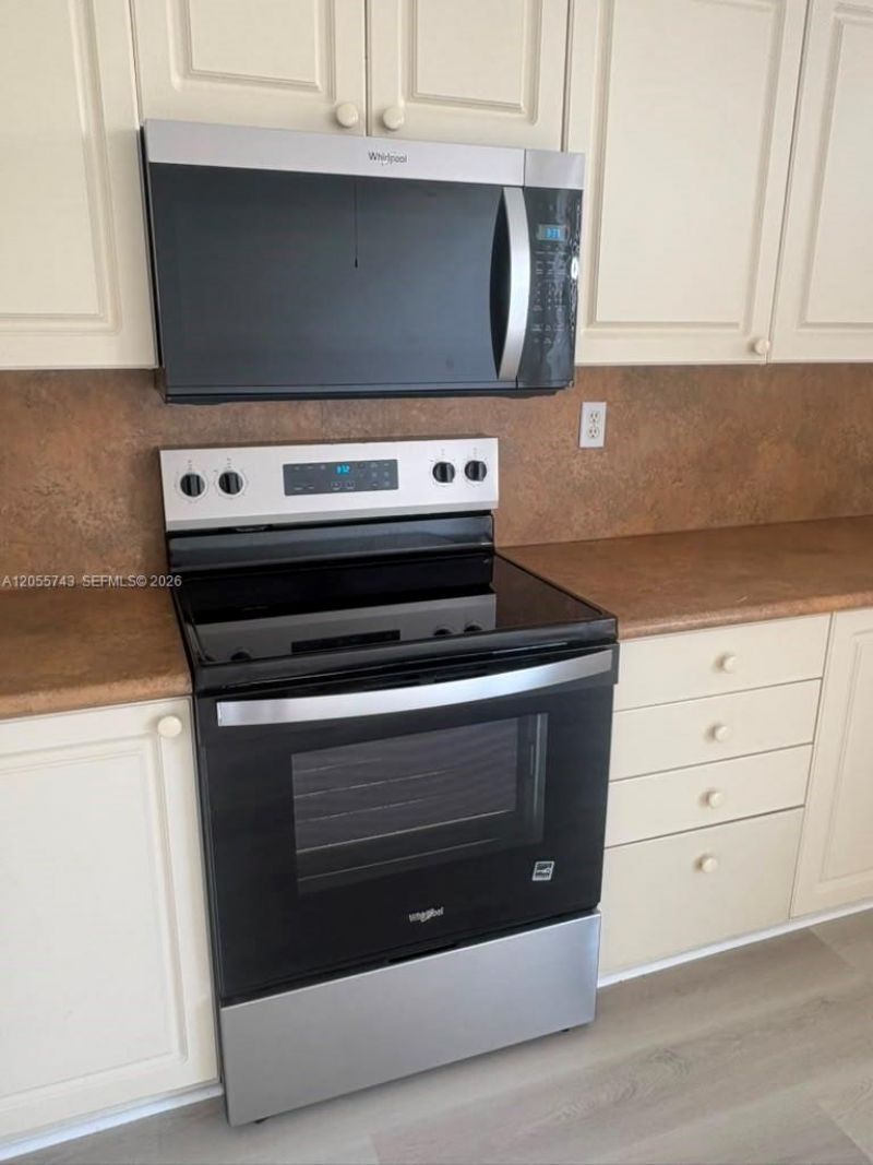 5420 NW 107th Ave , Unit 301, Doral, FL 33178 Photo