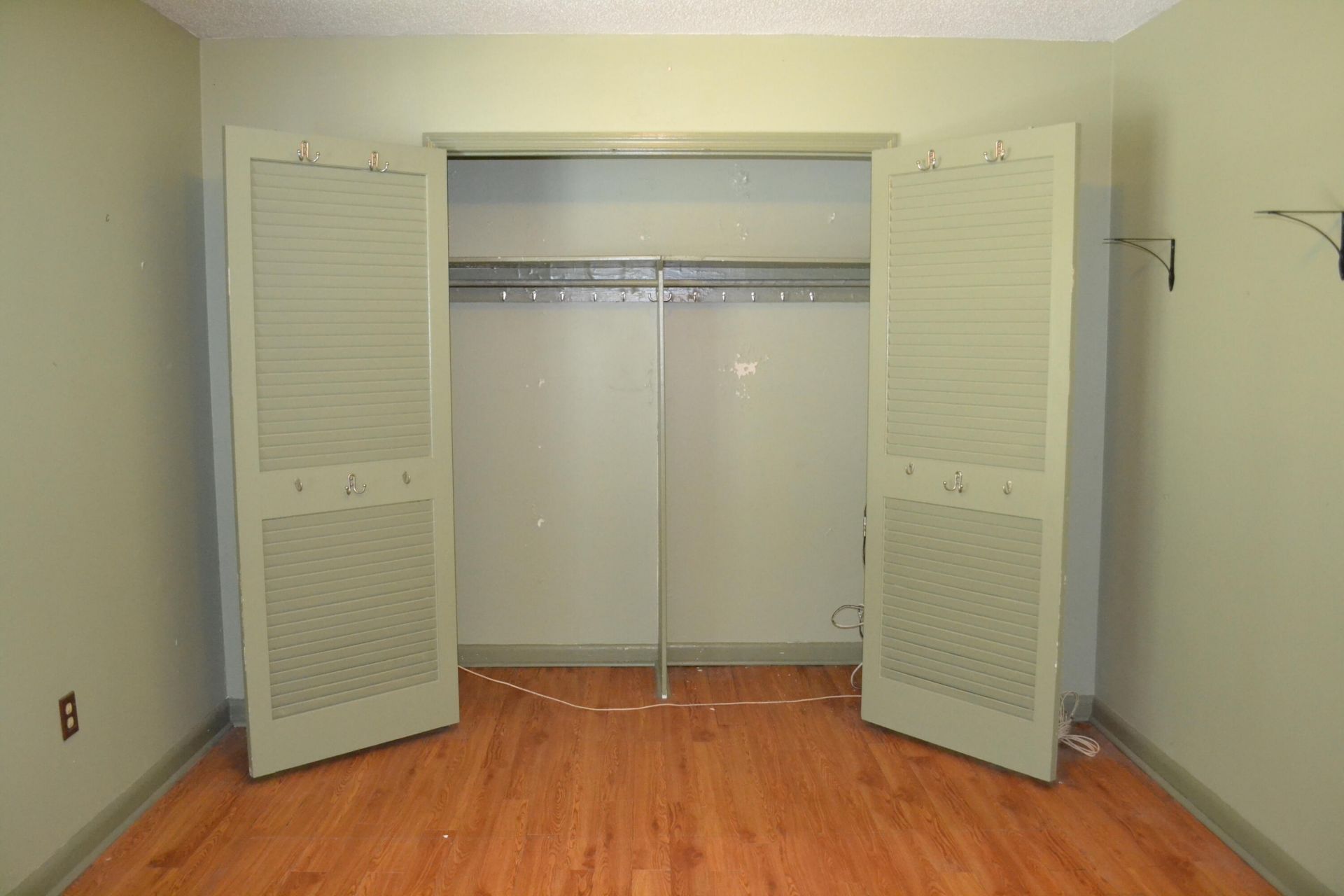 867 Colony Drive Photo 14