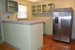 867 Colony Drive photo 4