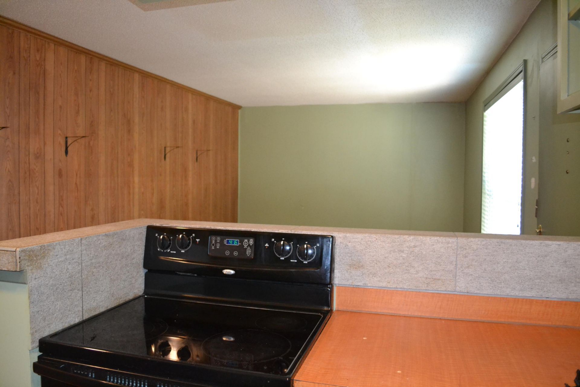 867 Colony Drive Photo 7