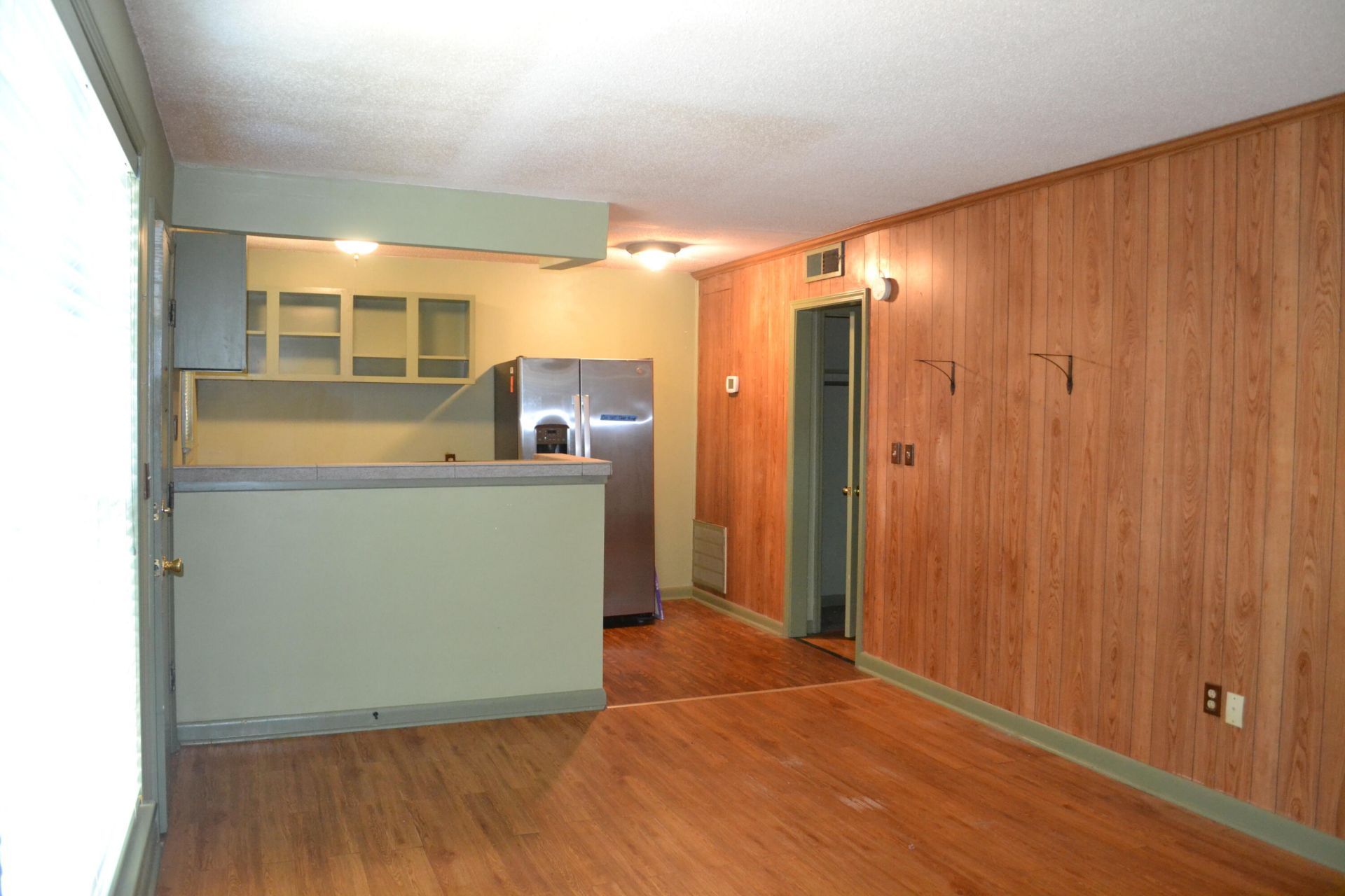 867 Colony Drive Photo 8
