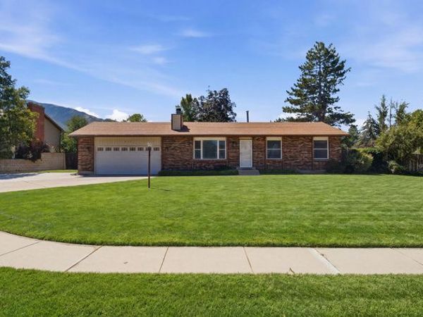 854 E SANDY GULCH PL S, Sandy, UT 84094