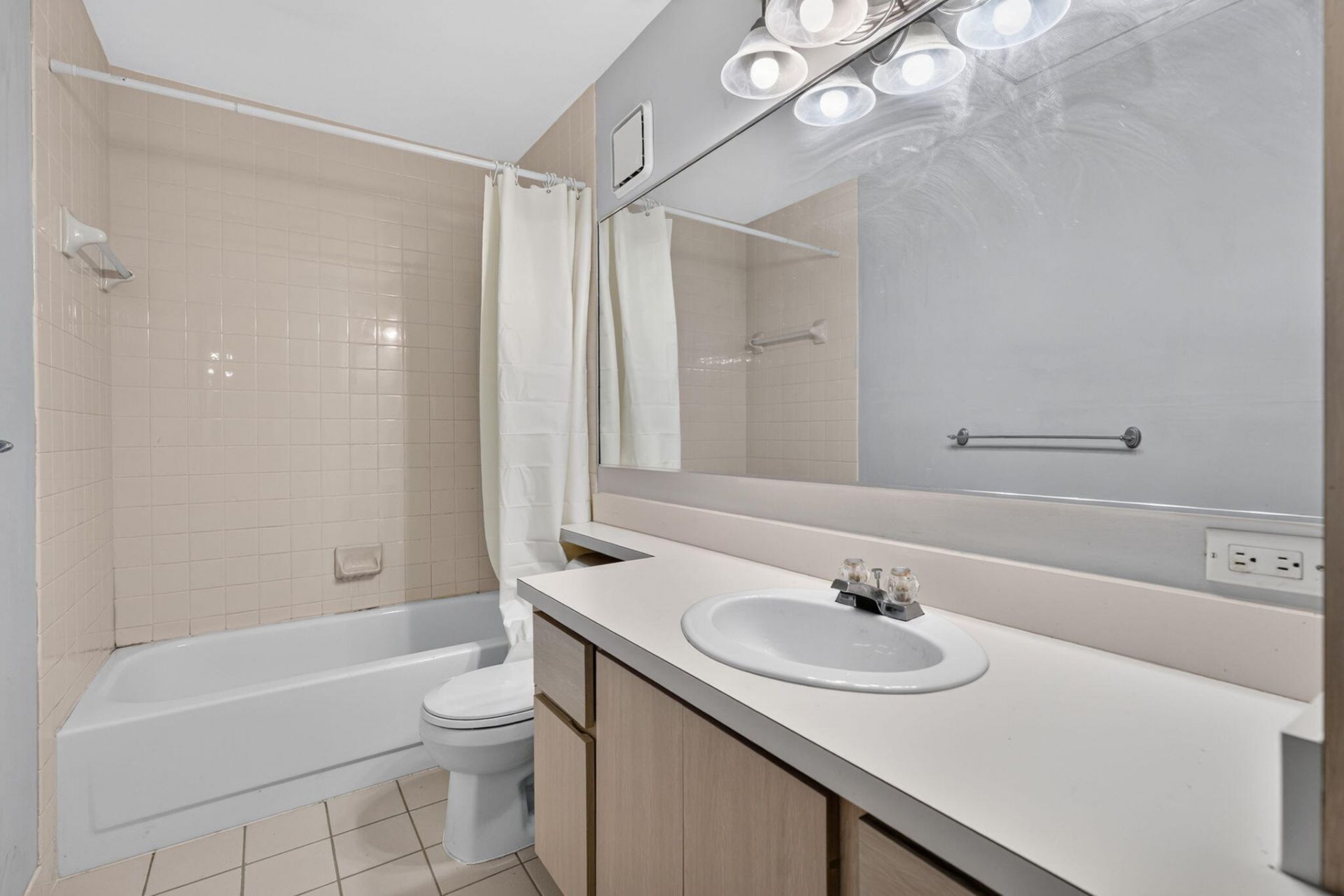 1908 Hartford Court S, West Palm Beach, FL 33409 Photo
