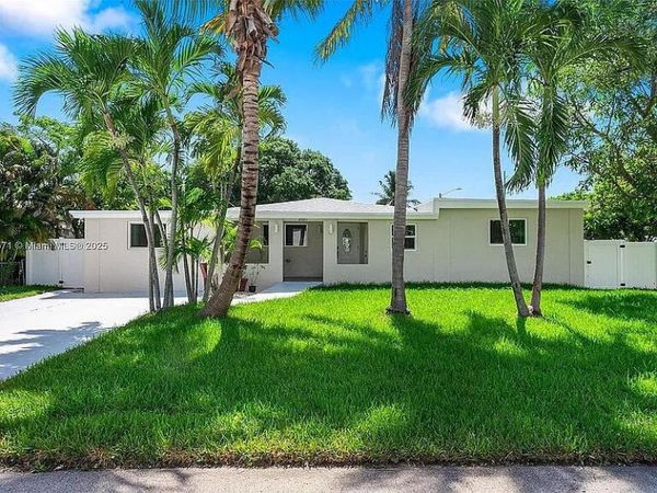 2001 N 22ND Avenue, Hollywood, FL 33020