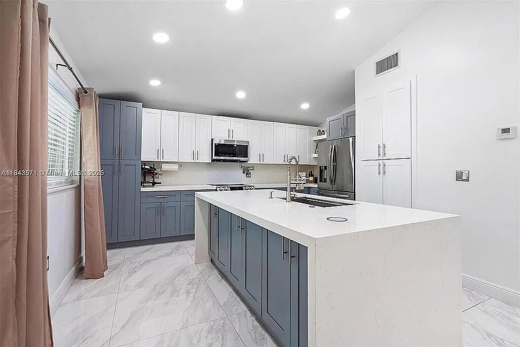 2001 N 22nd Avenue, Hollywood, FL 33020 Photo