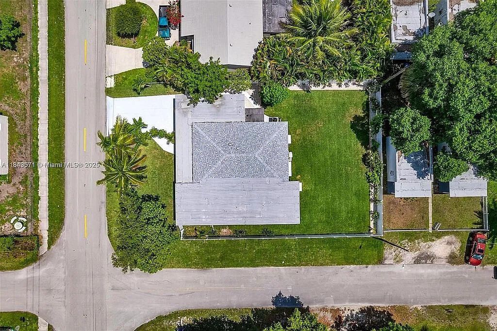 2001 N 22nd Avenue, Hollywood, FL 33020 Photo