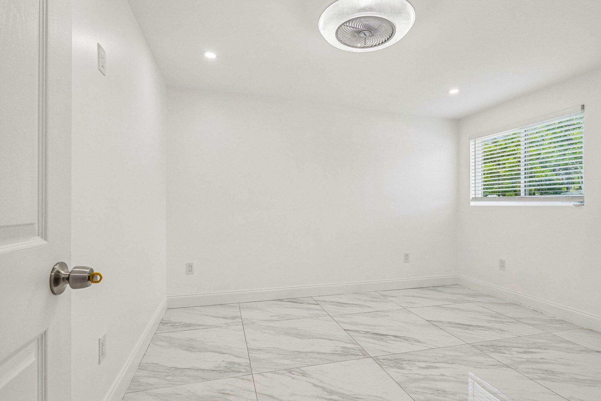 2001 N 22nd Avenue, Hollywood, FL 33020 Photo