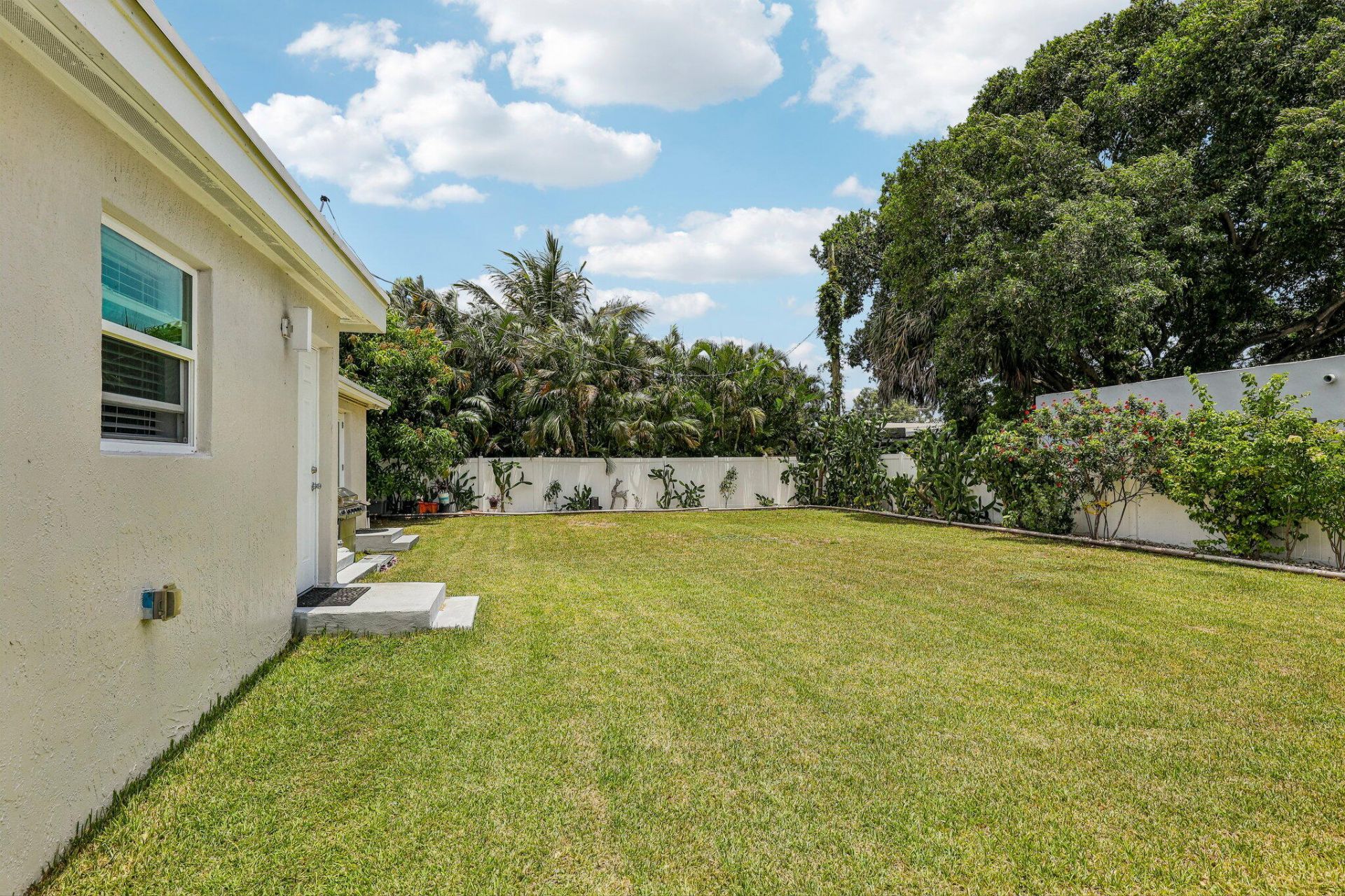 2001 N 22nd Avenue, Hollywood, FL 33020 Photo