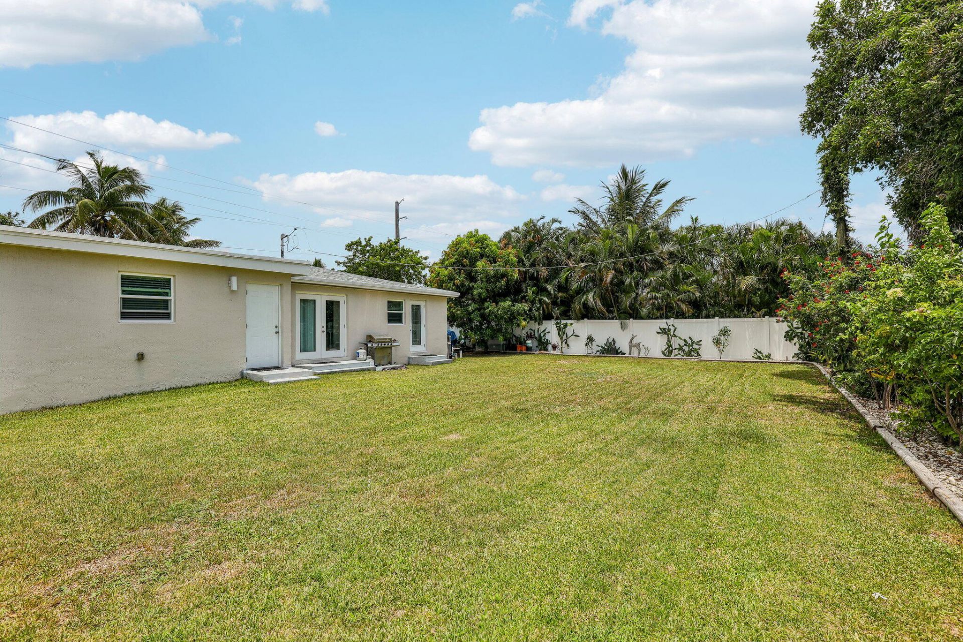 2001 N 22nd Avenue, Hollywood, FL 33020 Photo