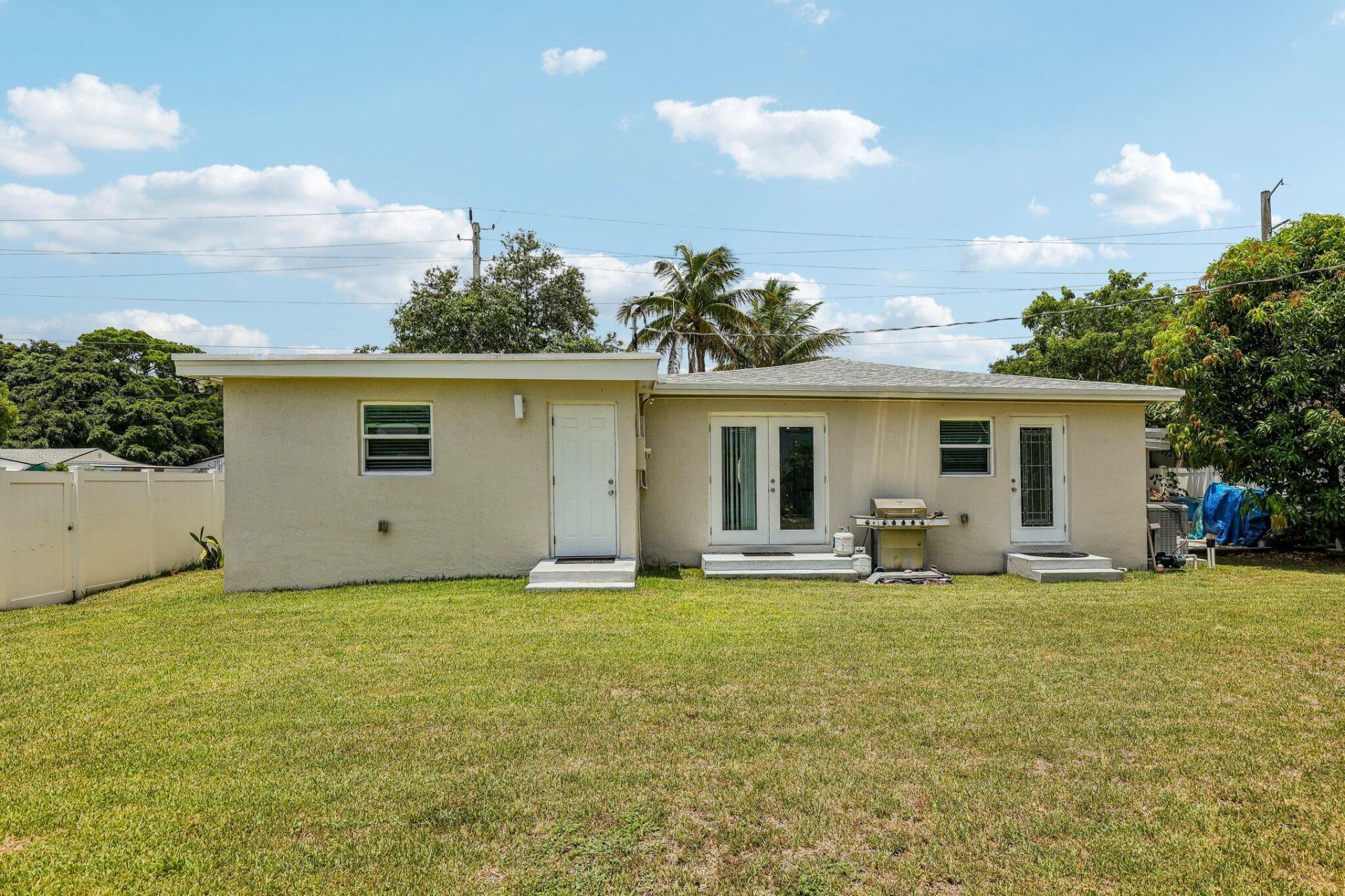 2001 N 22nd Avenue, Hollywood, FL 33020 Photo
