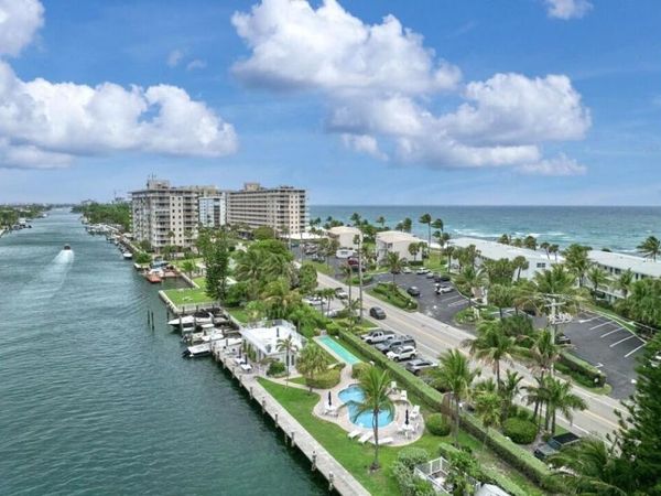 1043 HILLSBORO MILE, Unit 21C, Hillsboro Beach, FL 33062