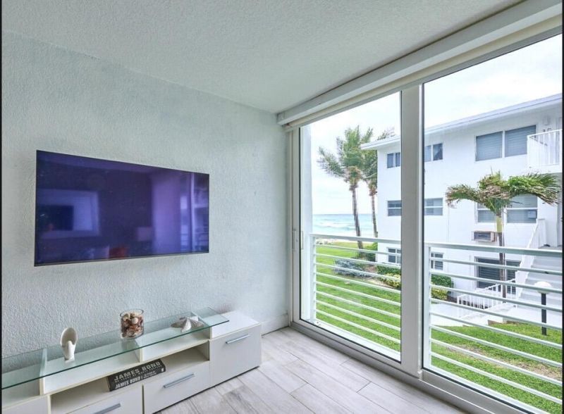 1043 Hillsboro Mile, Unit 21C, Hillsboro Beach, FL 33062 Photo