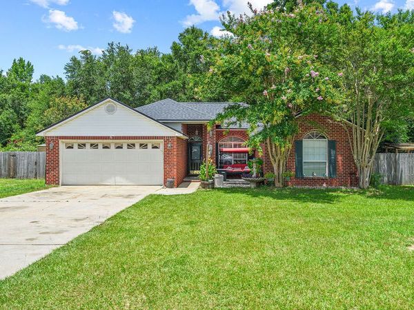 5309 Goshawk Drive, Milton, FL 32570