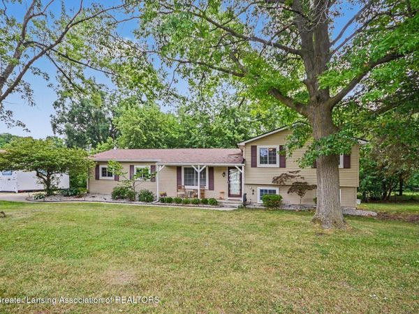 3646 Dill Drive, Waterford, MI 48329