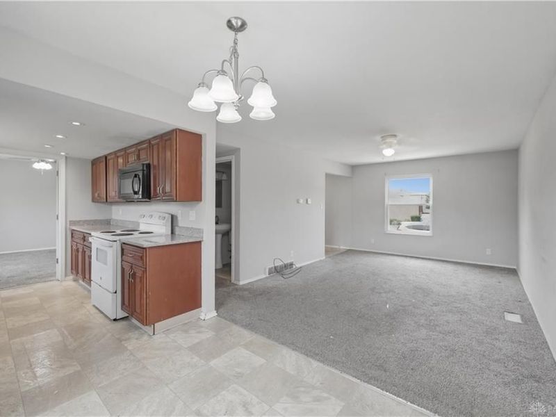 3704 Mandalay Drive, Dayton, OH 45416 Photo 12