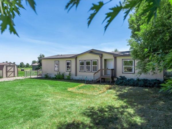 4489 N Swenson Rd, Clayton, WA 99110