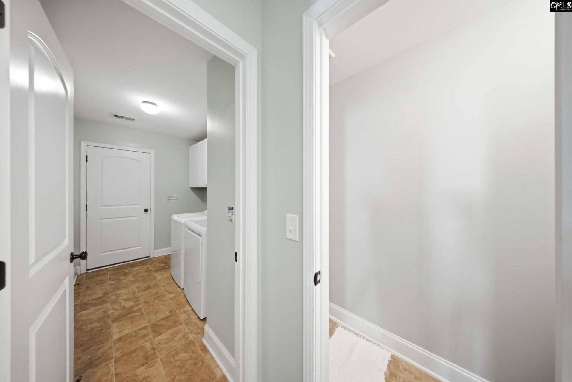 304 Emanuel Creek Drive Photo 11