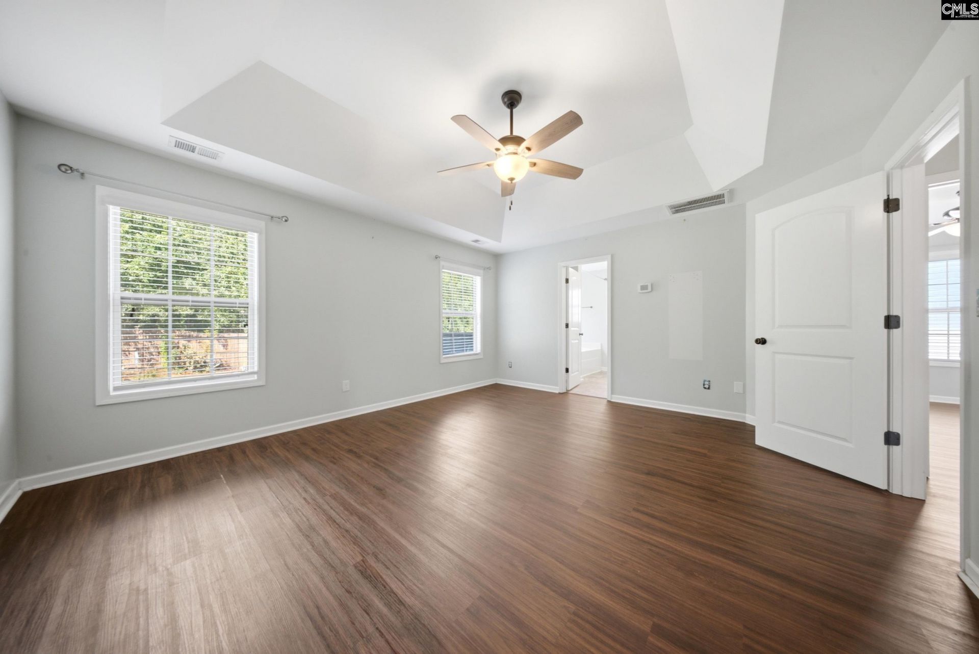 304 Emanuel Creek Drive Photo 16