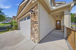 304 Emanuel Creek Drive photo 4