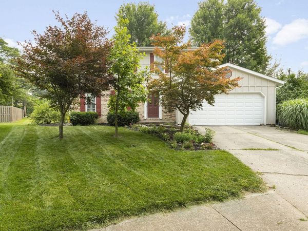 2926 Brooktree Court, Elkhart, IN 46514