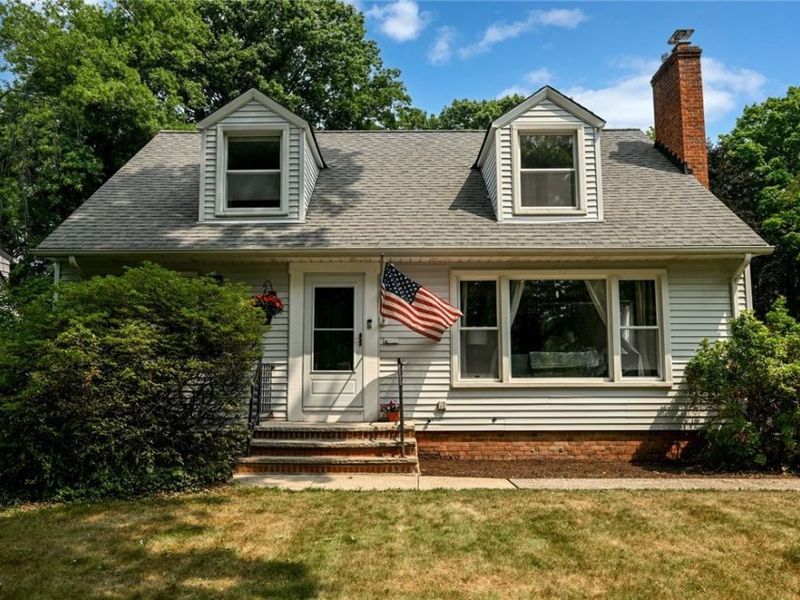 5295 Case Avenue, Lyndhurst, OH 44124 Photo 1