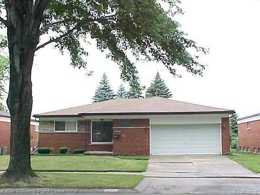 26241 Newport Avenue, Warren, MI 48089