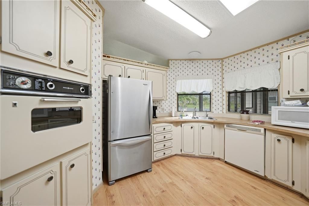 16209 Asheboro Ct , Fort Myers, FL 33908 Photo