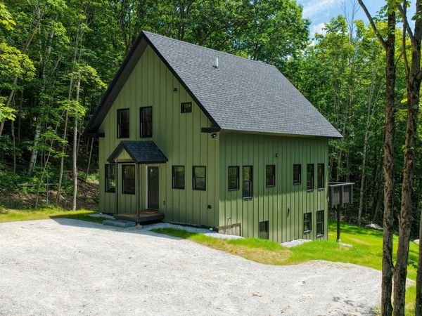 300 Great Hawk Road, Rochester, VT 05767