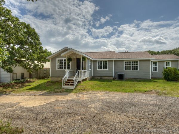 4912 S 165th West Avenue , Sand Springs, OK 74063