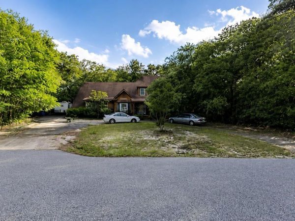 609 Royal Oak Circle, Gulf Shores, AL 36542