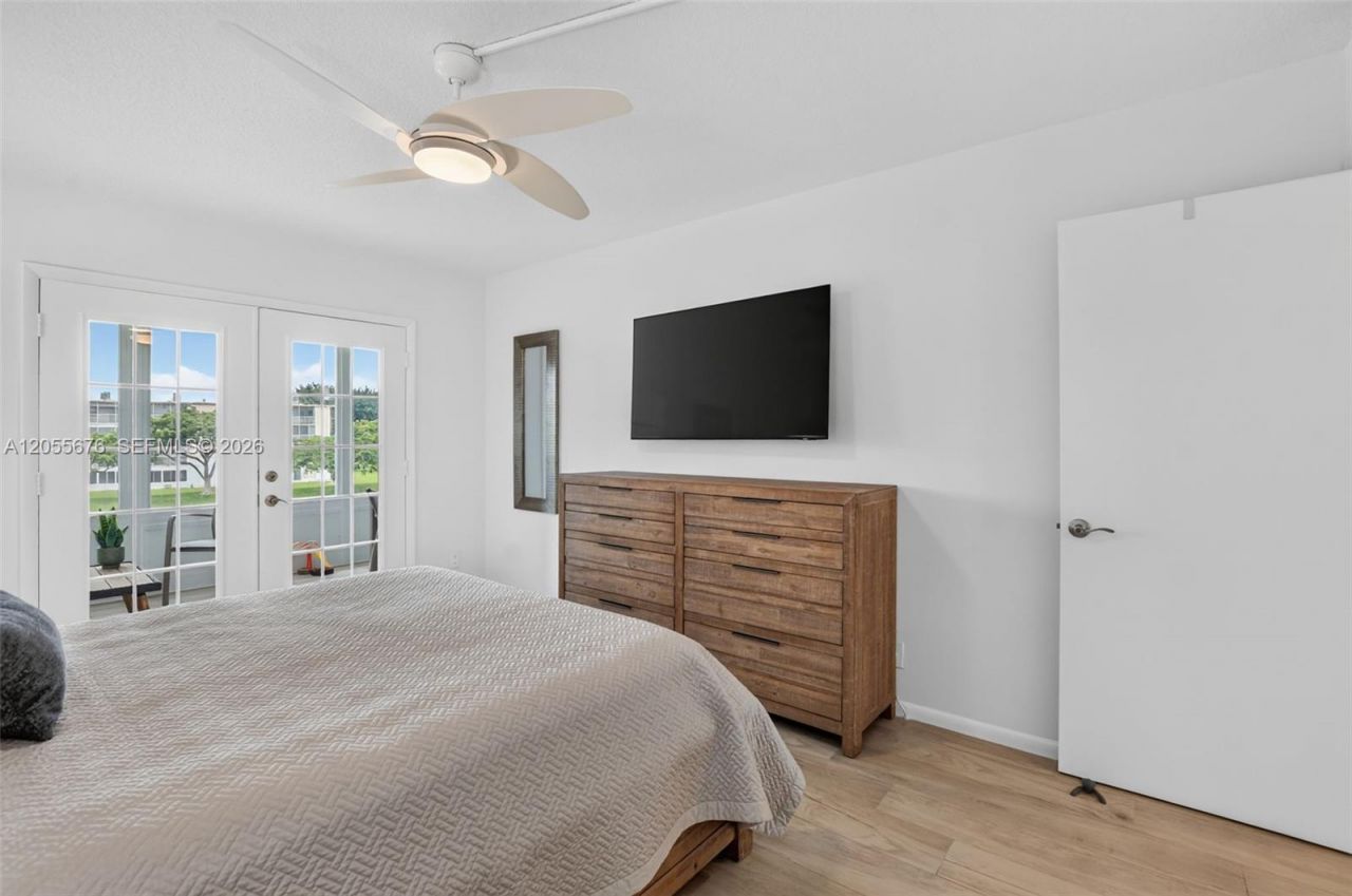3052 Guildford C , Unit 3052, Boca Raton, FL 33434 Photo
