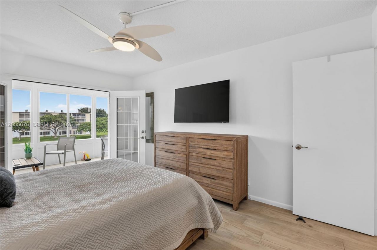 3052 Guildford C , Unit 3052, Boca Raton, FL 33434 Photo