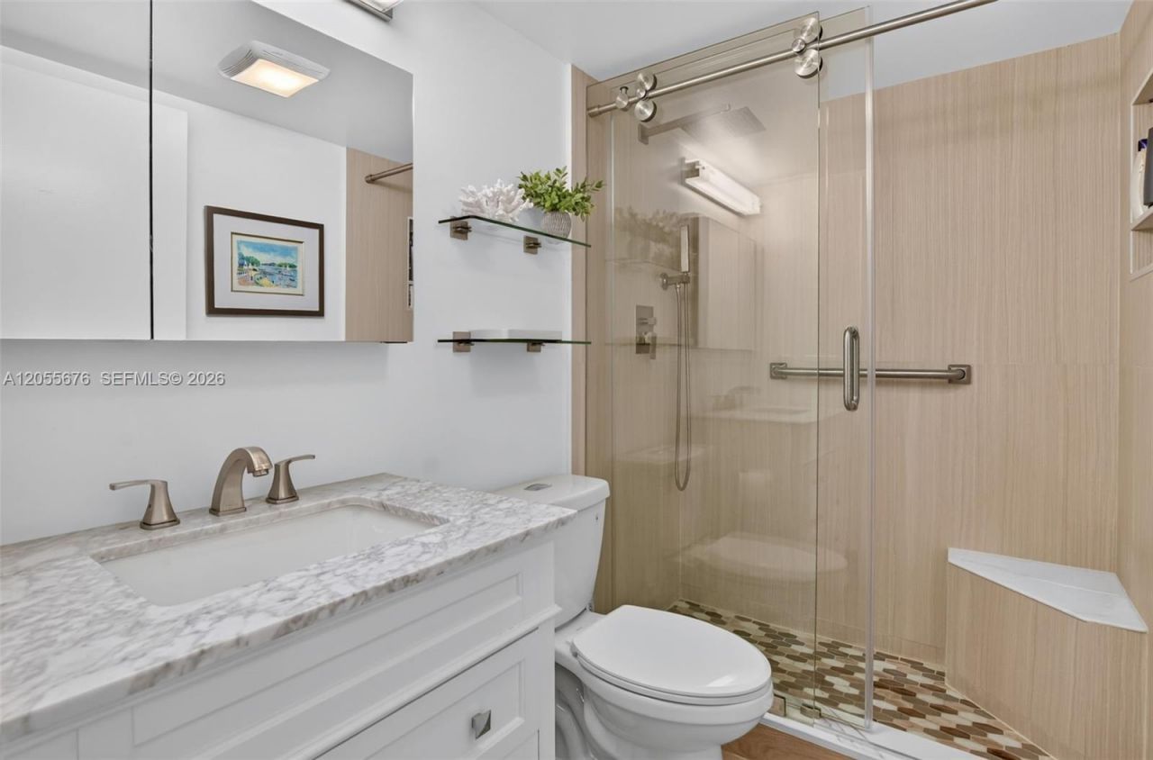 3052 Guildford C , Unit 3052, Boca Raton, FL 33434 Photo