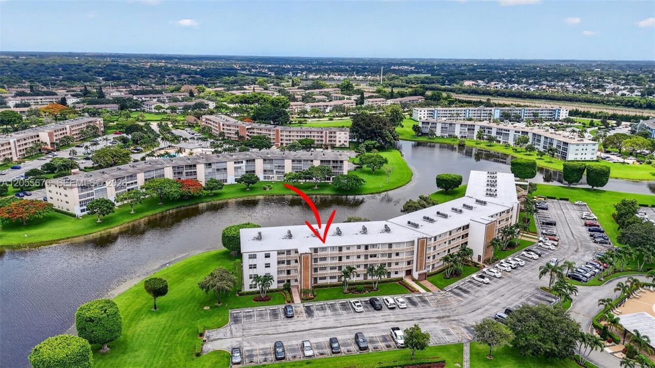 3052 Guildford C , Unit 3052, Boca Raton, FL 33434 Photo