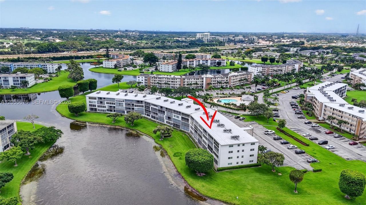 3052 Guildford C , Unit 3052, Boca Raton, FL 33434 Photo